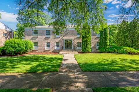 4042 Charleston Rd, Matteson, IL 60443
