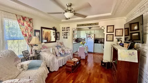 Living - 1225 Mckee St, Centralia, IL 62801 photo 1 of 1