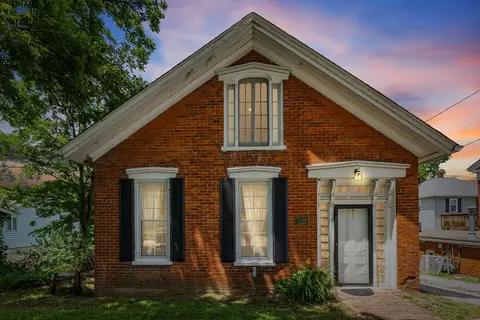 107 S High St, Port Byron, IL 61275