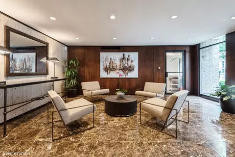 Living - 1 E Scott St #1412, Chicago, IL 60610 photo 1 of 4