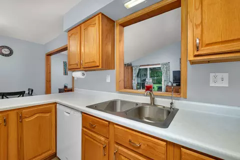 Kitchen - 16246 S Mcgrath Dr, Plainfield, IL 60586 photo 1 of 5