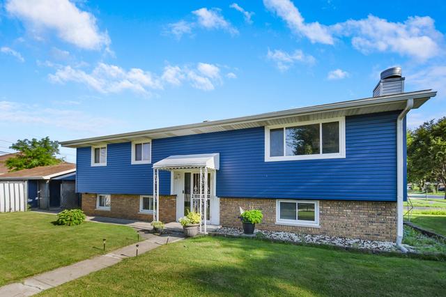 9401 S 80th Ct, Hickory Hills, IL 60457
