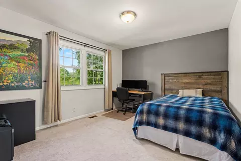 Bedroom - 640 Clearview Ct, Algonquin, IL 60102 photo 4 of 4