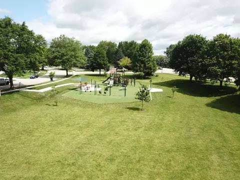 View/Area - 69 Devonshire Cir, Elgin, IL 60123 photo 3 of 3