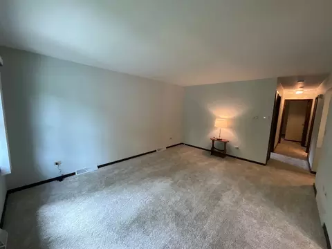 Living - 69 Devonshire Cir, Elgin, IL 60123 photo 1 of 3