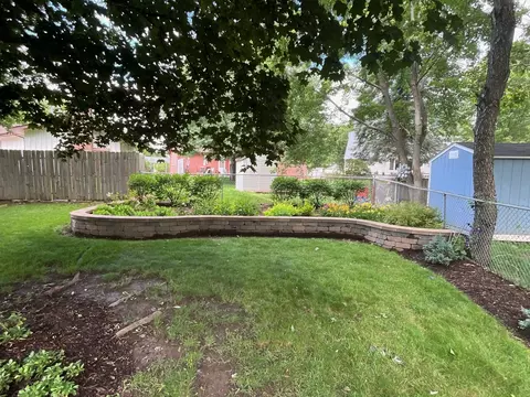 Exterior - 69 Devonshire Cir, Elgin, IL 60123 photo 1 of 2