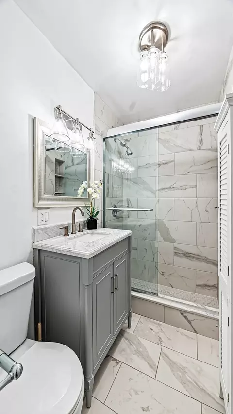 Bath - 40 E Cedar St #18A, Chicago, IL 60611 photo 3 of 3