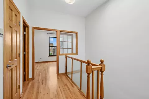 Entry Way - 6137 S Kimbark Ave #3, Chicago, IL 60637 photo 1 of 1