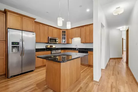 Kitchen - 6137 S Kimbark Ave #3, Chicago, IL 60637 photo 2 of 3