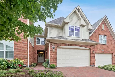 1047 Hickory Dr, Western Springs, IL 60558