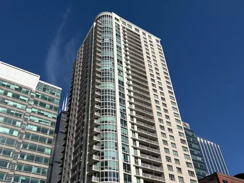 125 S Jefferson St #2801, Chicago, IL 60661