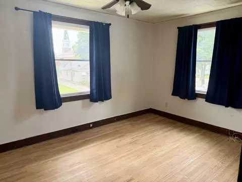Bedroom - 1515 7th St, Peru, IL 61354 photo 1 of 1