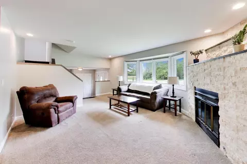 Living - 3505 Winston Dr, Hoffman Estates, IL 60192 photo 3 of 6