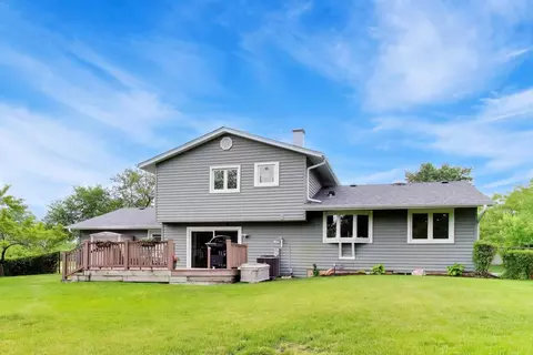 Exterior - 3505 Winston Dr, Hoffman Estates, IL 60192 photo 8 of 11