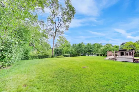 Exterior - 3505 Winston Dr, Hoffman Estates, IL 60192 photo 10 of 11