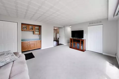 Living - 3505 Winston Dr, Hoffman Estates, IL 60192 photo 6 of 6