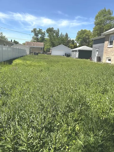 3140 Morton Ave, Brookfield, IL 60513