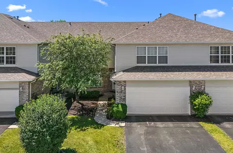 8819 Clare Ave, Mokena, IL 60448