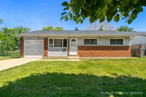 156 E Lincoln Ave, Glendale Heights, IL 60139