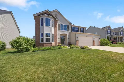 325 Forest Trl, South Elgin, IL 60177