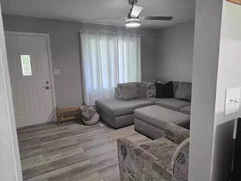 Other - 1919 Fairfield Dr, Springfield, IL 62702 photo 2 of 5