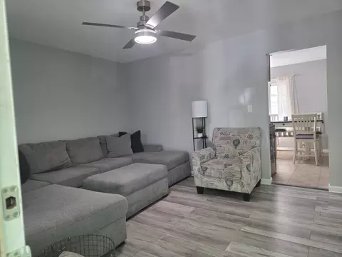 Living - 1919 Fairfield Dr, Springfield, IL 62702 photo 1 of 1