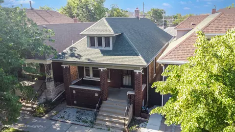 2647 W 69th St, Chicago, IL 60629