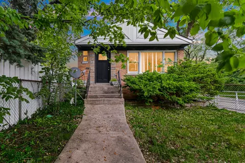 9357 S Jeffery Ave, Chicago, IL 60617