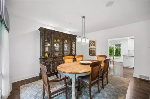 Dining - 920 Pine Tree Ln, Winnetka, IL 60093 photo 2 of 3