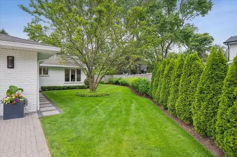 Exterior - 920 Pine Tree Ln, Winnetka, IL 60093 photo 8 of 14