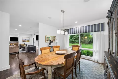 Dining - 920 Pine Tree Ln, Winnetka, IL 60093 photo 1 of 3