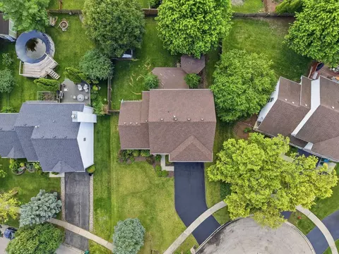 View/Area - 7419 Atkinson Cir, Plainfield, IL 60586 photo 3 of 5