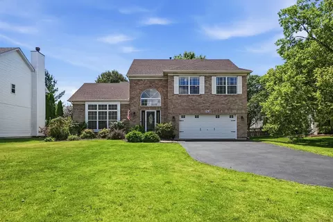 7419 Atkinson Cir, Plainfield, IL 60586