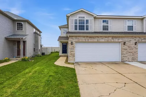4621 Copper Ridge Rd, Champaign, IL 61822
