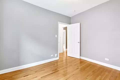 Bedroom - 58 Forest Ave #2S, Riverside, IL 60546 photo 2 of 2