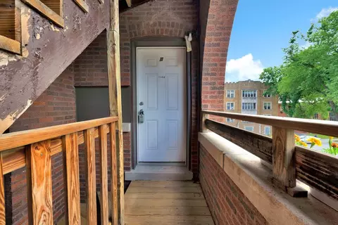 Exterior - 58 Forest Ave #2S, Riverside, IL 60546 photo 3 of 6
