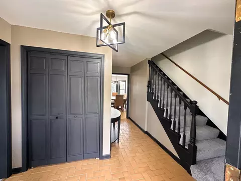 Entry Way - 1914 Howard St, Wheaton, IL 60187 photo 1 of 2