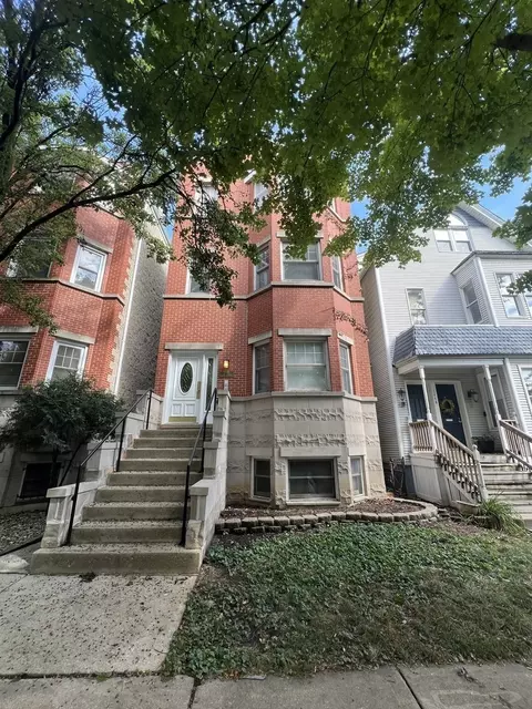 1442 W Melrose St, Chicago, IL 60657
