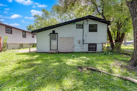 Exterior - 16510 Winchester Ave, Markham, IL 60428 photo 4 of 6