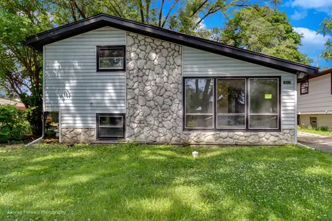 Exterior - 16510 Winchester Ave, Markham, IL 60428 photo 2 of 6