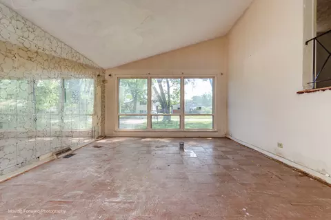 Living - 16510 Winchester Ave, Markham, IL 60428 photo 4 of 4