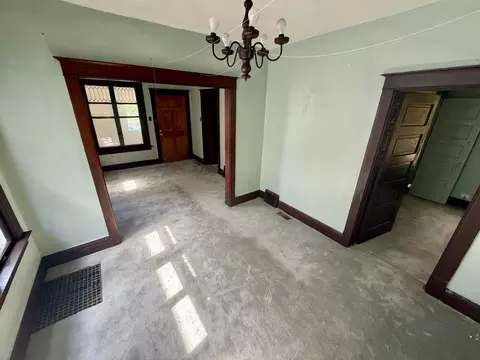 202 E Webster St, Joliet, IL 60432 photo 6