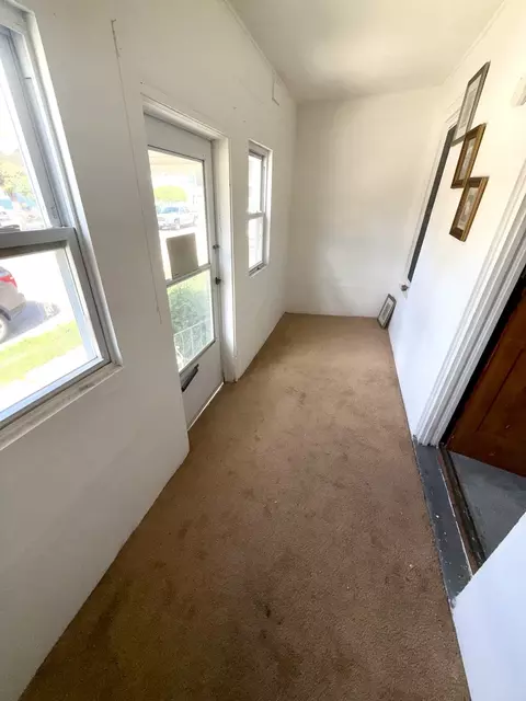 202 E Webster St, Joliet, IL 60432 photo 2