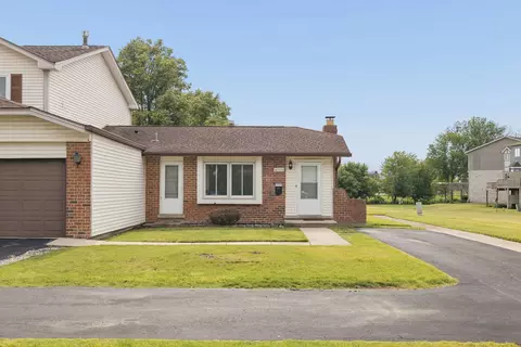 16322 Brementowne Dr, Tinley Park, IL 60477