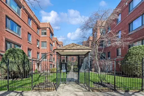 908 W Sunnyside Ave #2C, Chicago, IL 60640