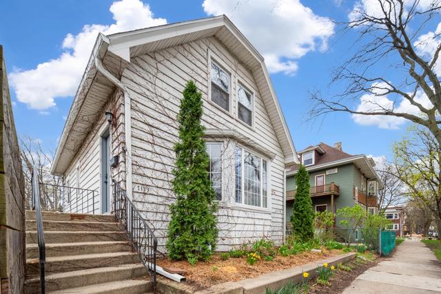 7113 N Wolcott Ave, Chicago, IL 60626
