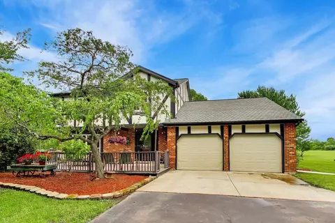 3218 E Reichert Dr, Crete, IL 60417