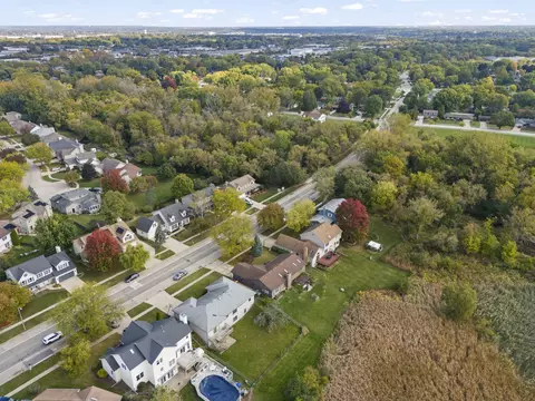 View/Area - 1965 Royal Blvd, Elgin, IL 60123 photo 7 of 9