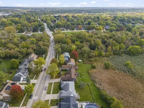 View/Area - 1965 Royal Blvd, Elgin, IL 60123 photo 6 of 9