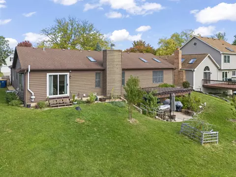 Exterior - 1965 Royal Blvd, Elgin, IL 60123 photo 10 of 10